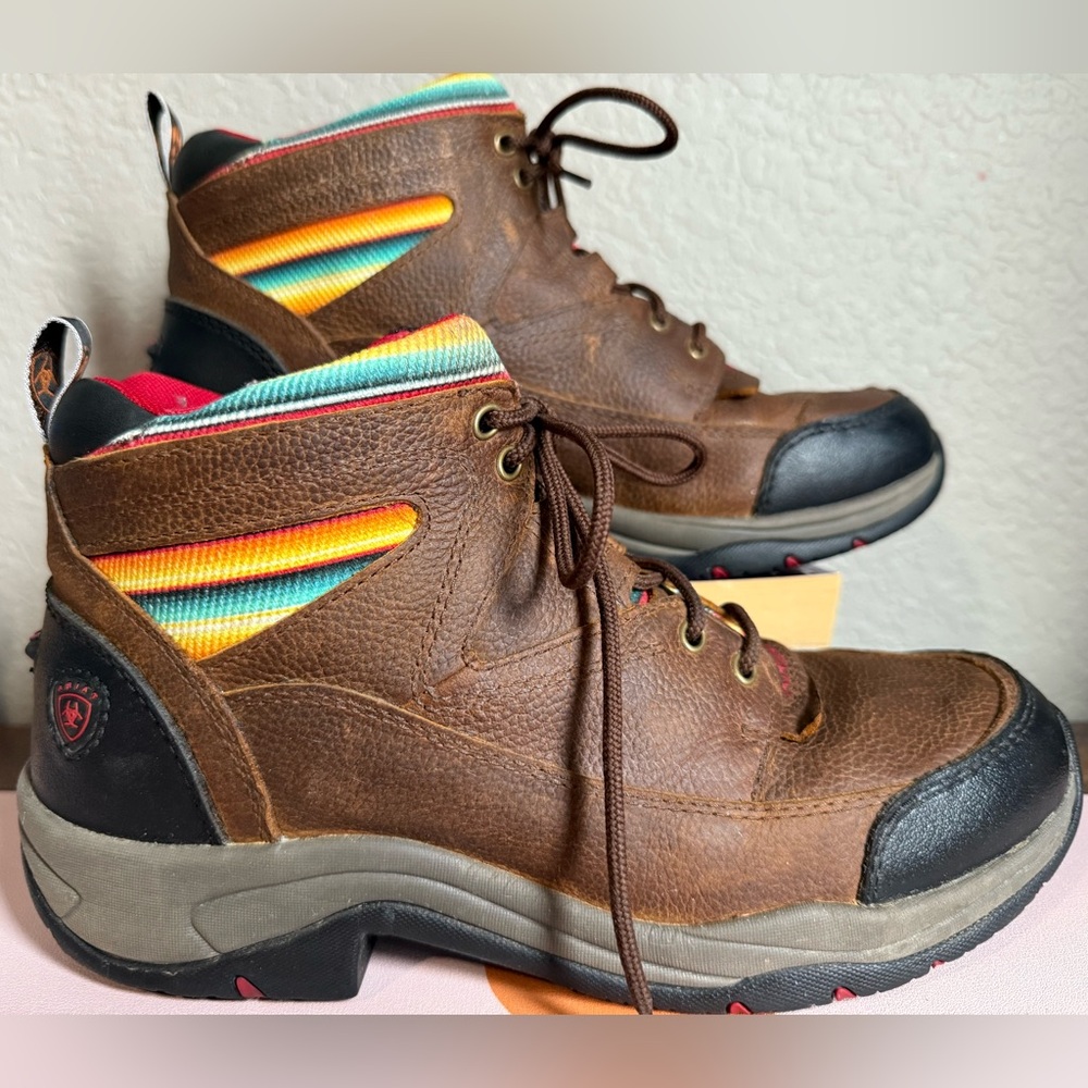 Ariat Women’s Serape Terrain Hiking Wide Boots waterproof